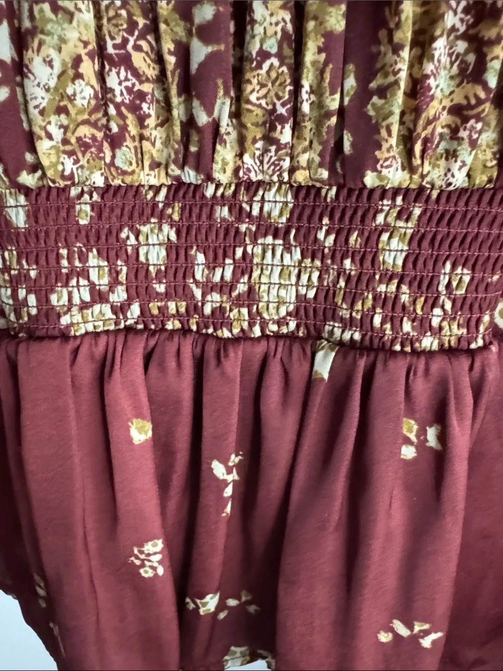 Free people Run free floral blouse in a chocolate combo color ballon sleeve sz s